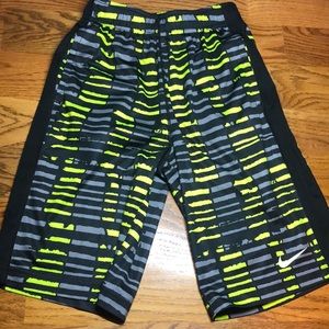 Youth Medium Nike Basketball Shorts